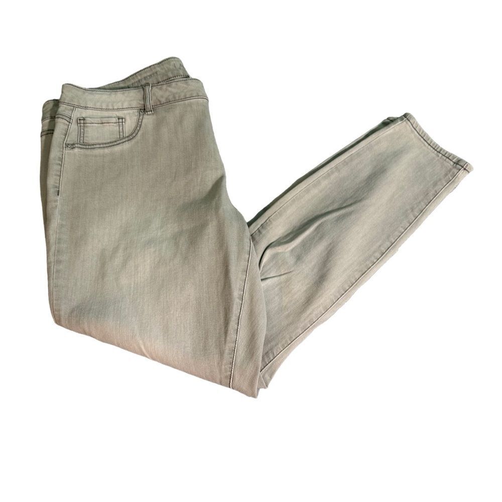 Lane Bryant Distressed Super Stretch Skinny Denim Jeans Sz 20